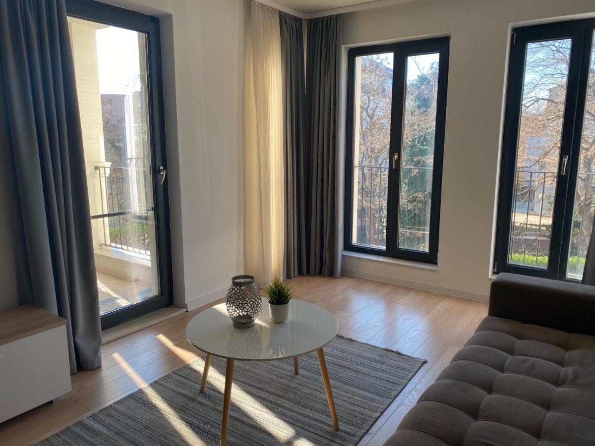 Brand New Apartment With Outdoor Swimming Pool Varna Exterior foto